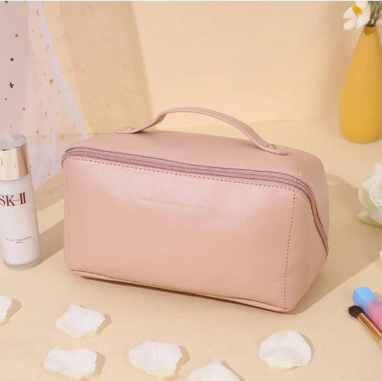 Large-capacity Travel Cosmetic Bag