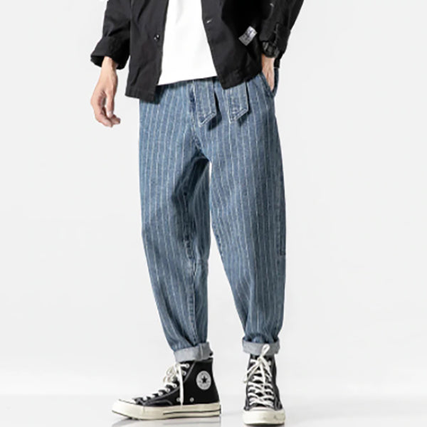 Loose denim trousers with belt and pockets